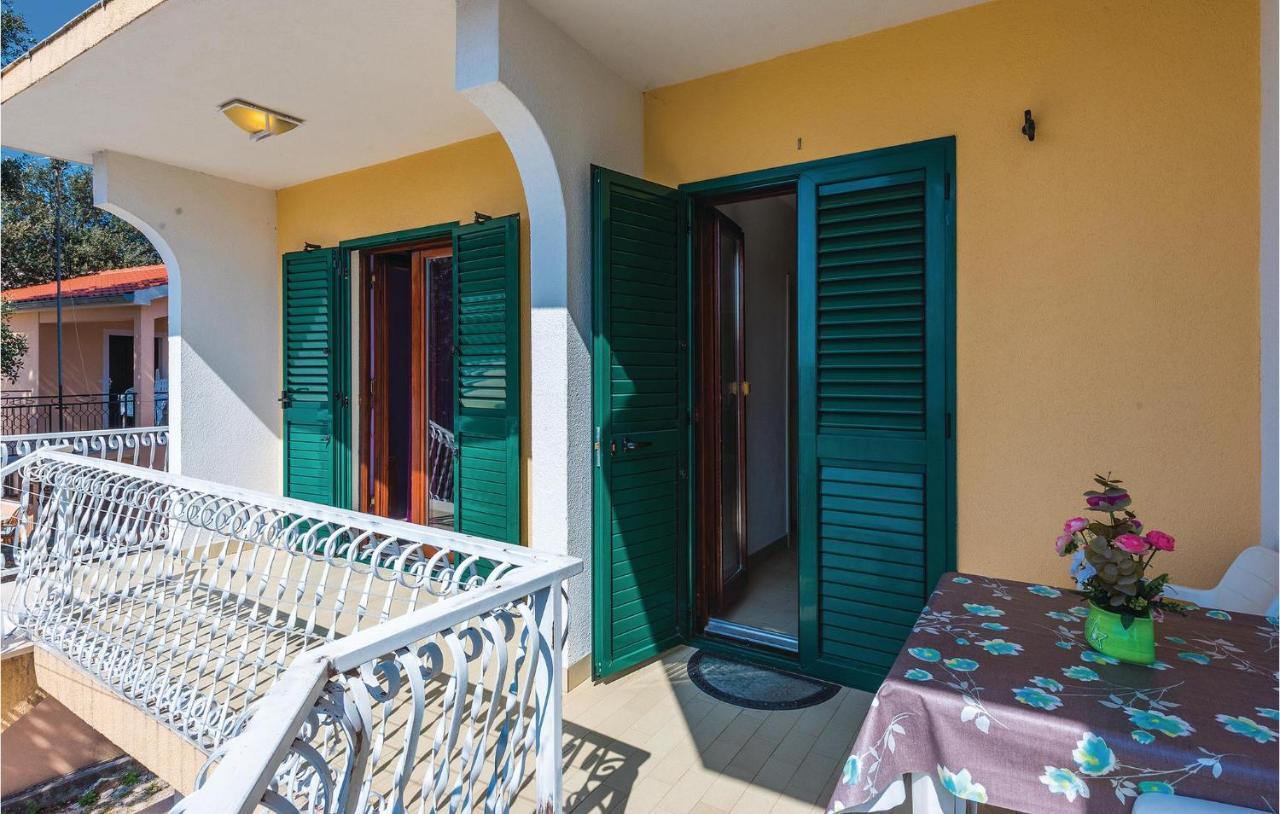 Beautiful Apartment In Rogoznica With Wifi Luaran gambar