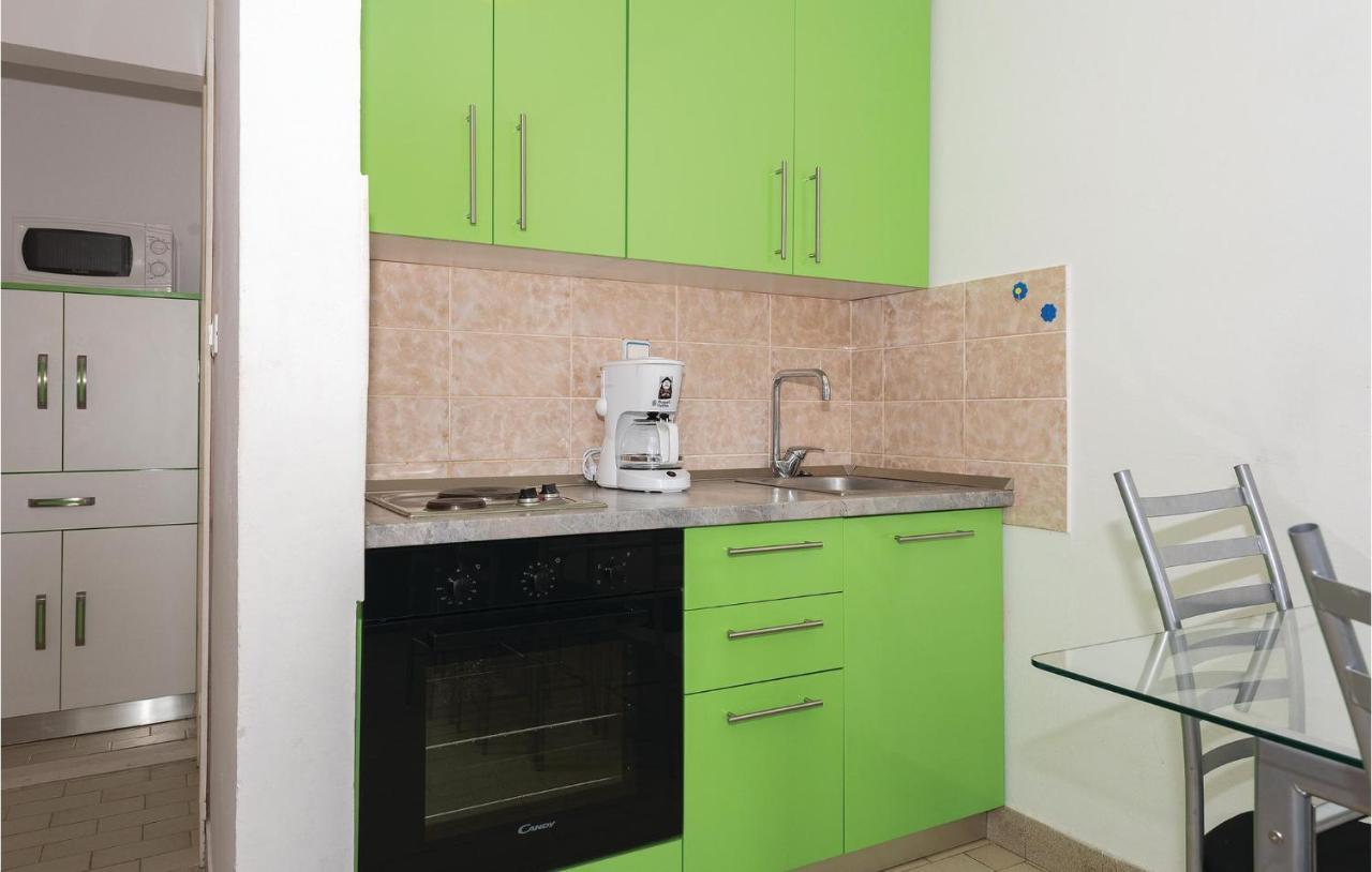 Beautiful Apartment In Rogoznica With Wifi Luaran gambar