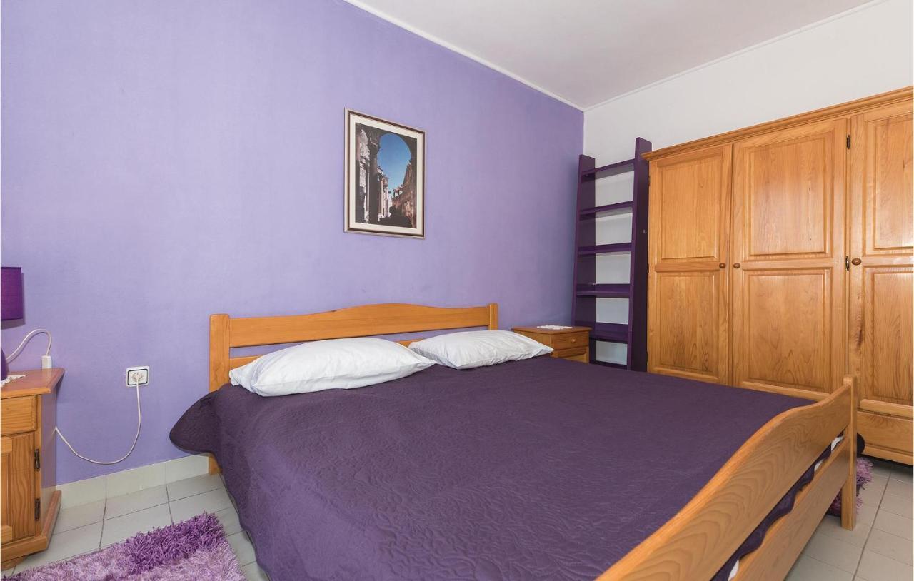 Beautiful Apartment In Rogoznica With Wifi Luaran gambar